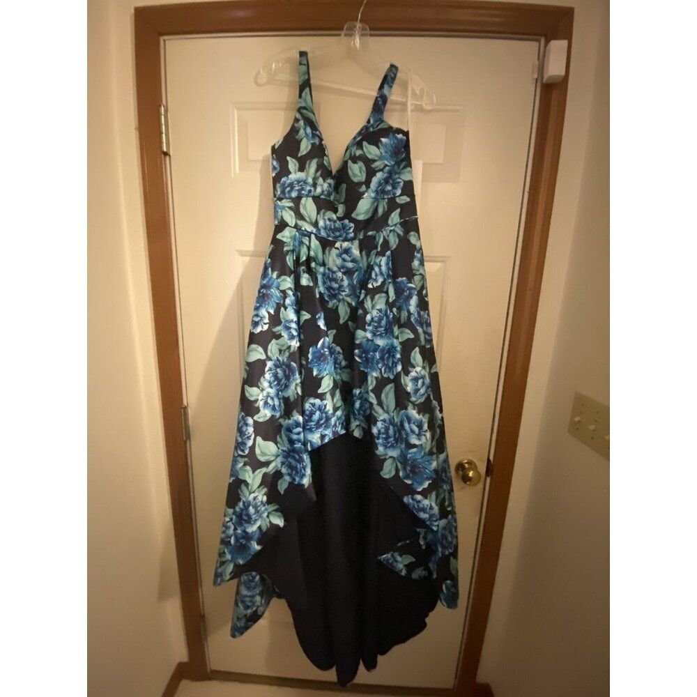 (NWT) Rachel Allan Navy & Teal Hi-Low dress. Size 12 Priced to Sell.